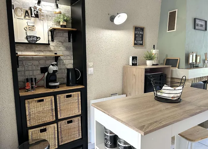 Bm000-001 5 Pieces 8 Couchages Brem Sur 滨海布朗